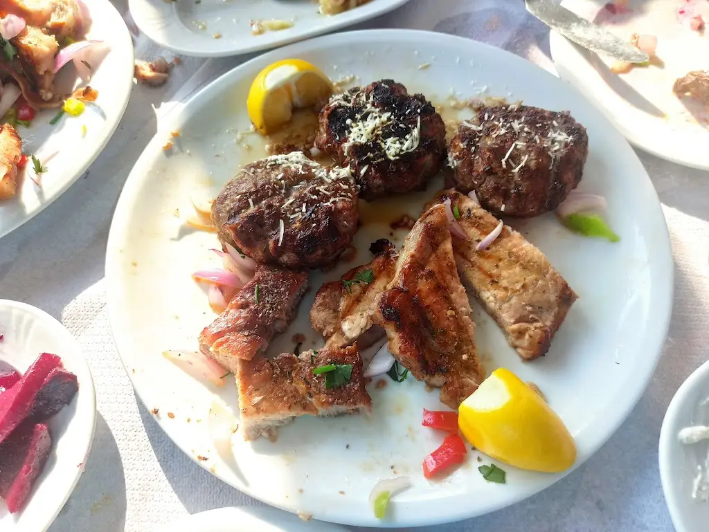 Ψησταριά Ταβέρνα ο Κίμων_Melíki_slider_image_3