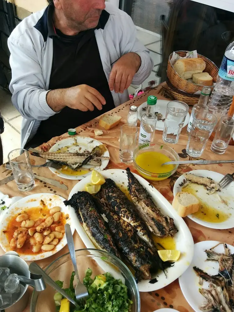 Menu_Το στέκι του Δράκου_Néa Apollonía_image_2