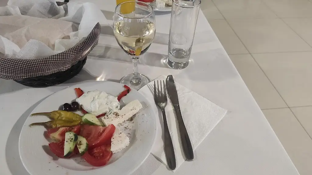 Daniel Pocol_Efesou flavors_Néa Éfesos_review