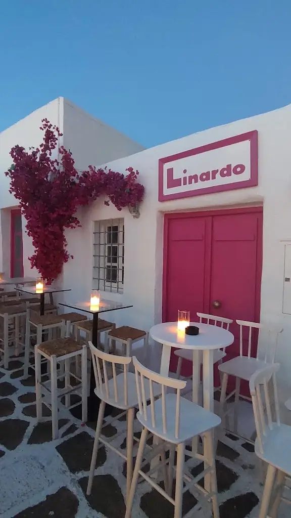 Ouzeri ton Nautikon Tsachpinis Restaurant in Náousa