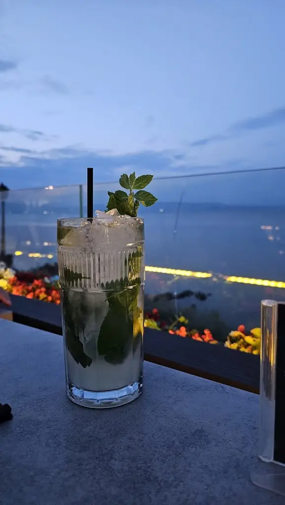 Menü_Ikonio Bar_Néa Fókaia_Bild_3