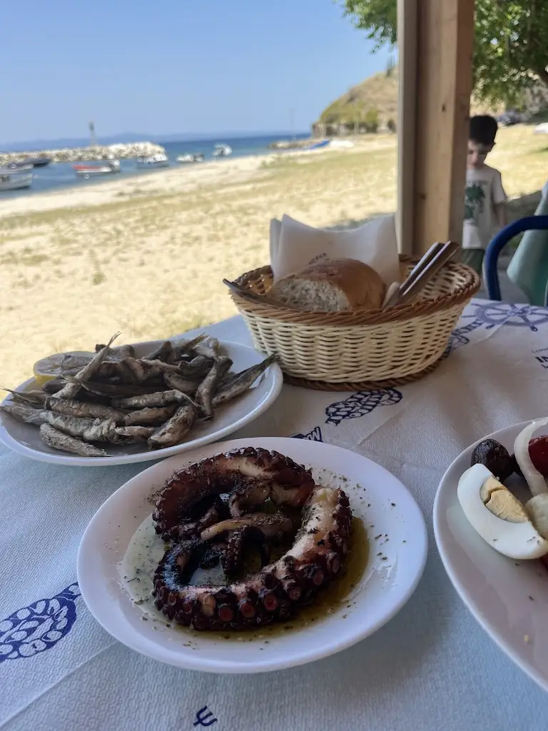 Menu_Sergiani Fish Tavern_Néa Fókaia_image_6