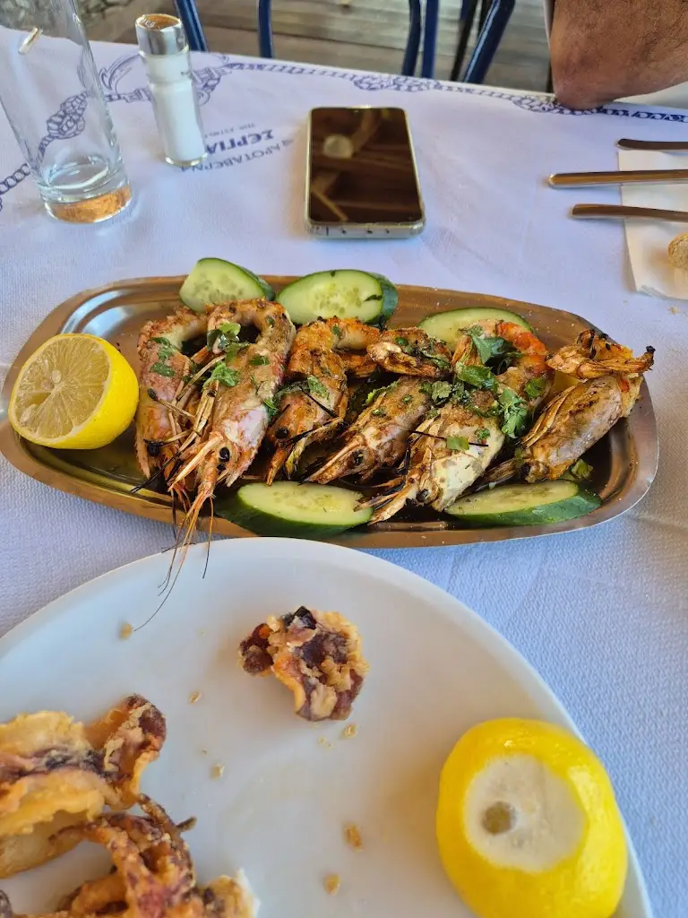 ilkim ecem Emre_Sergiani Fish Tavern_Néa Fókaia_review