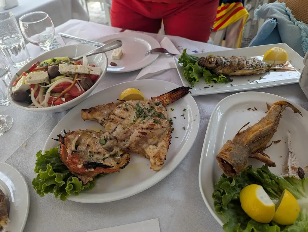 Barbouni_Néa Fókaia_slider_image_3