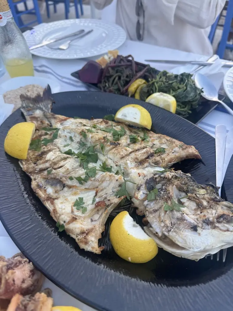 Mavos Restaurant_Néa Fókaia_slider_image_3