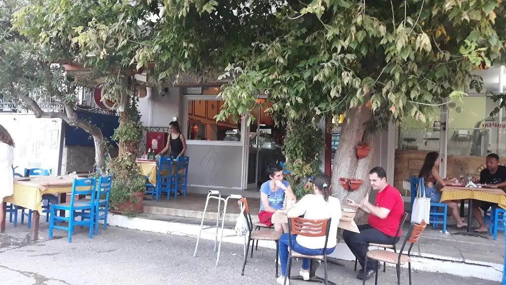 Gyrophōliá_Néa Fókaia_slider_image_3