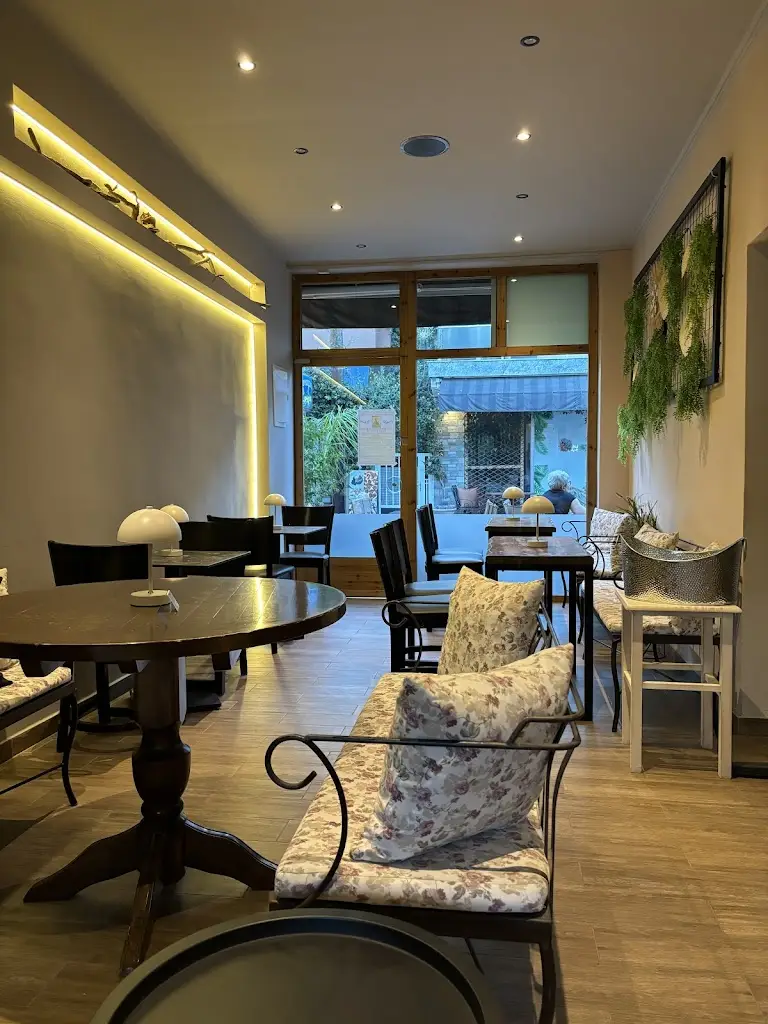 The Jam Jar Restaurant in Néa Fókaia