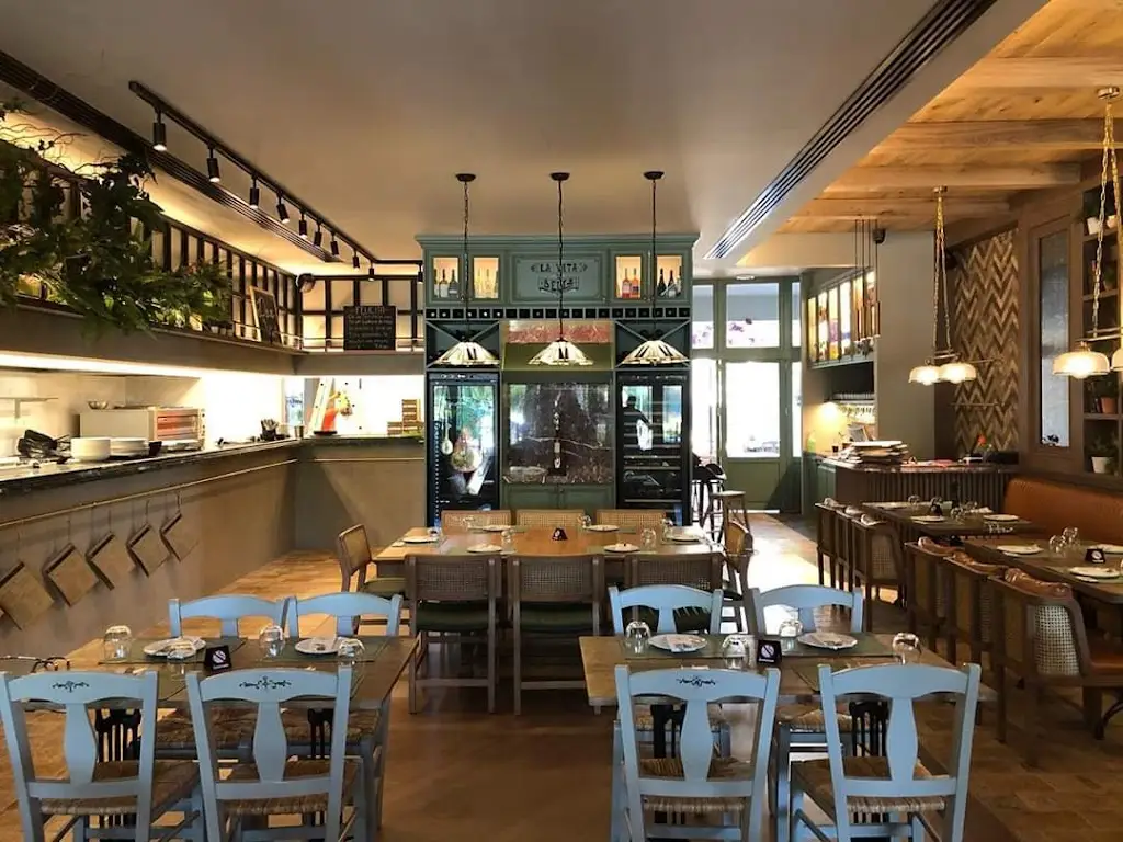 Trattoria Casa Bianca ristorante a Chaïdári