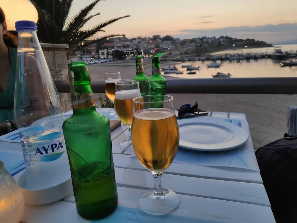 Menu_Thokos Cafe Bar Bistro_Néa Fókaia_immagine_5