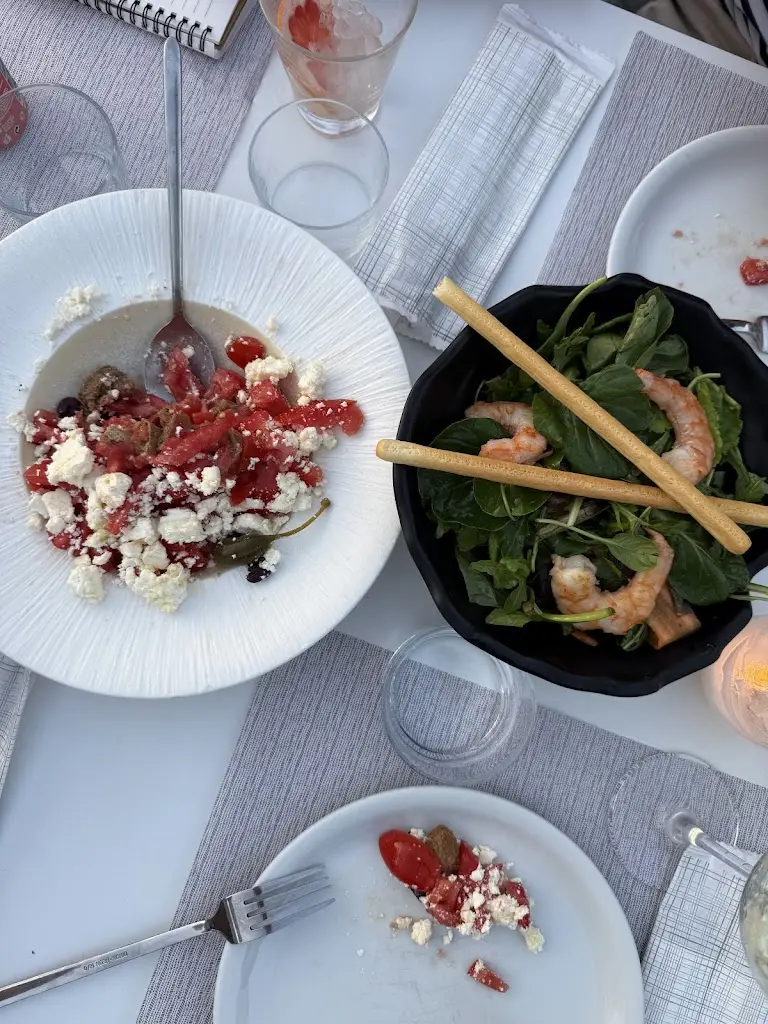 Tatiana Apraksina_Thokos Cafe Bar Bistro_Néa Fókaia_recensione