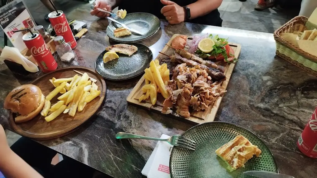 Menü_Filetakia Gyro Restaurant_Néa Flogitá_Bild_8