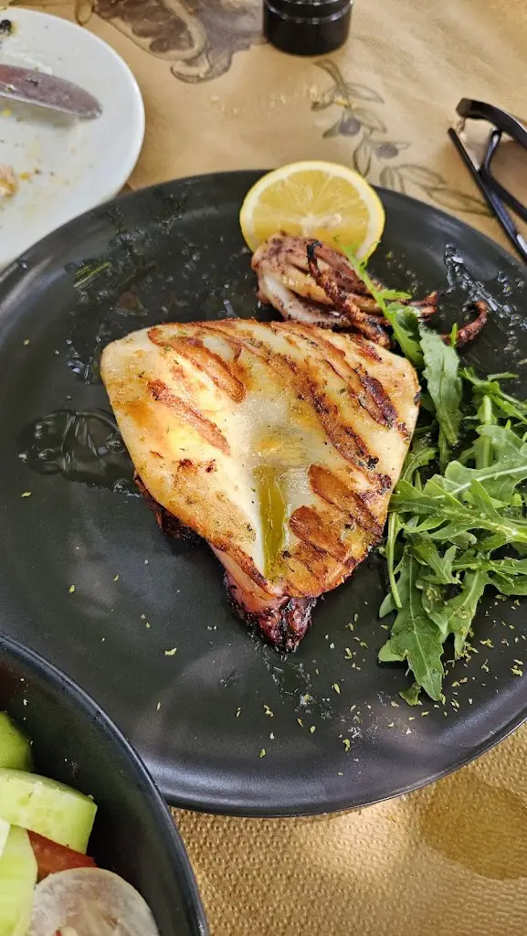 Menü_Akrogiali Seafood Restaurant_Néa Flogitá_Bild_7