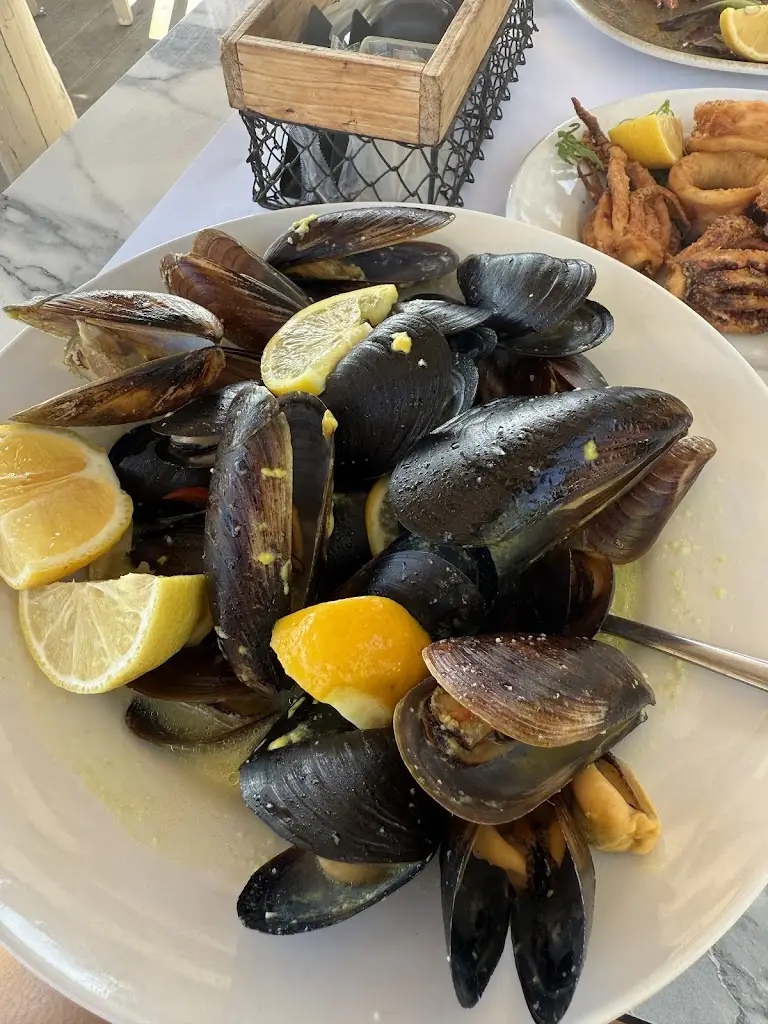 Siska Sylvania_Akrogiali Seafood Restaurant_Néa Flogitá_Bewertung