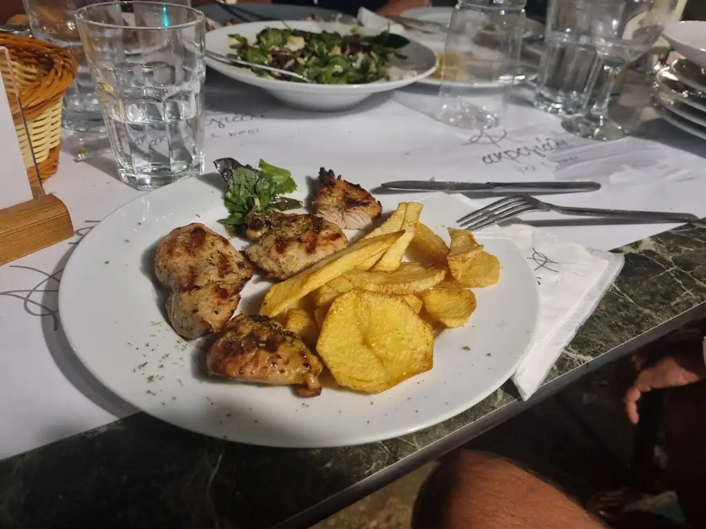 Dragomir Goranov_Akrogiali Seafood Restaurant_Néa Flogitá_Bewertung