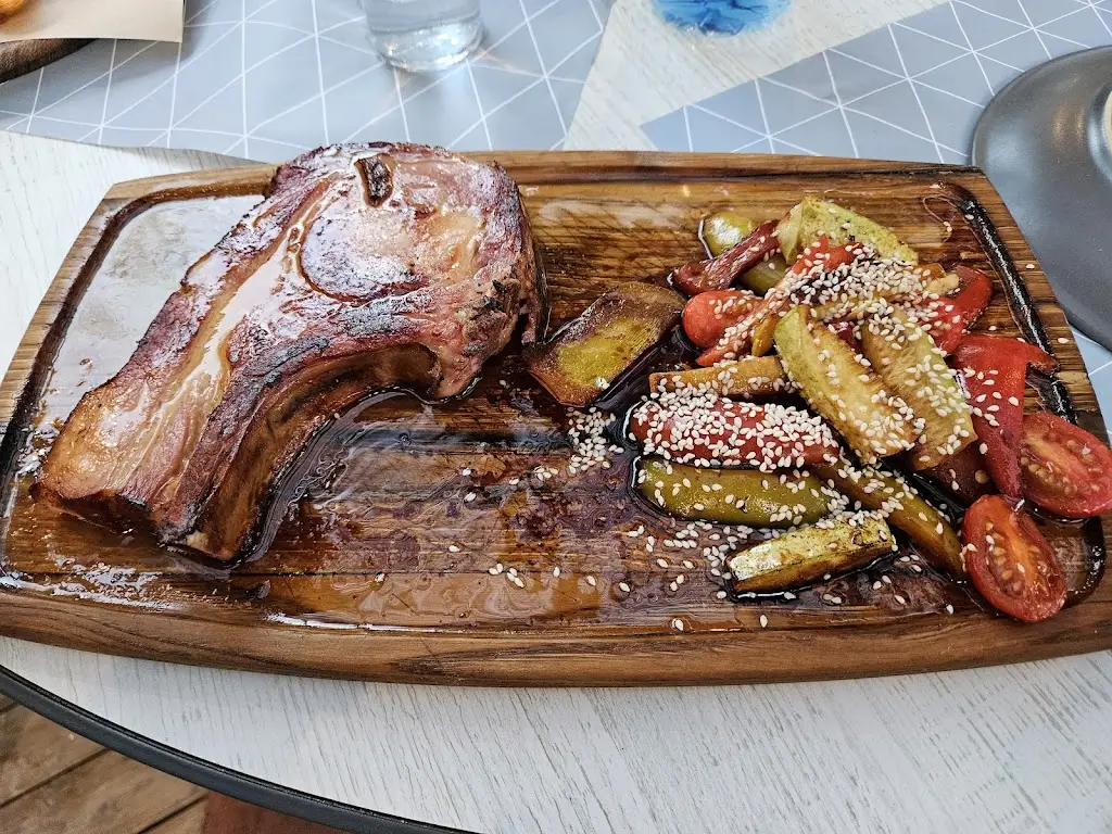 Menu_Ipanema Food & Drinks_Néa Flogitá_image_7