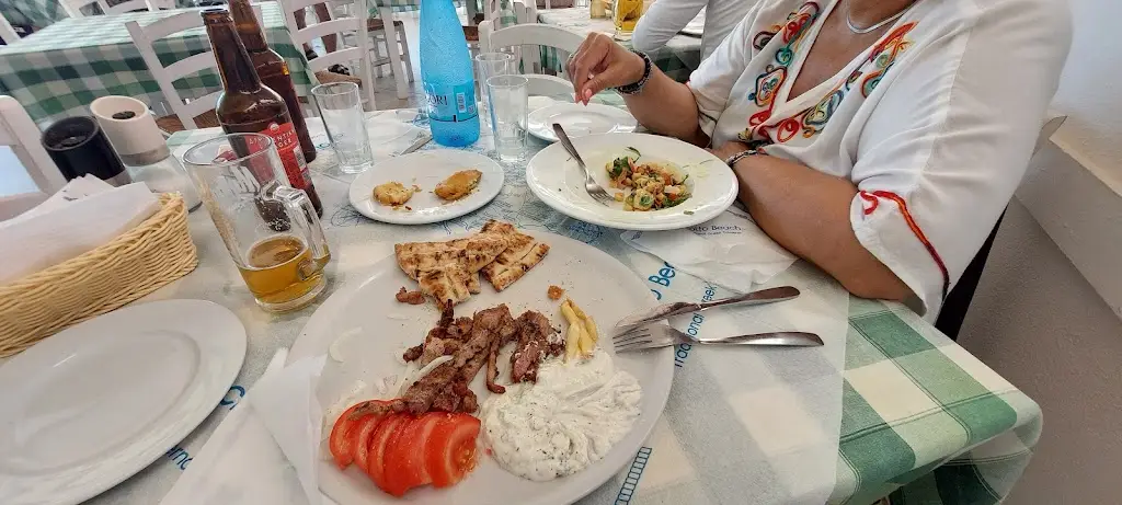 Menü_Brisket Beach Bar_Néa Flogitá_Bild_9