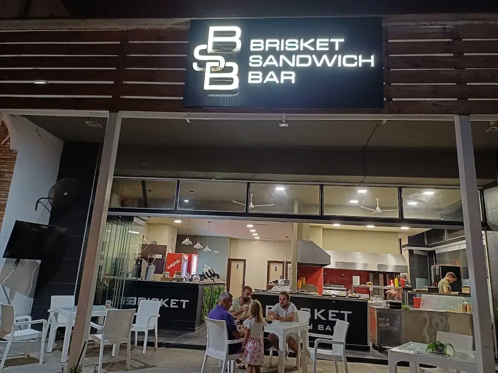 Brisket Beach Bar Restaurant in Néa Flogitá