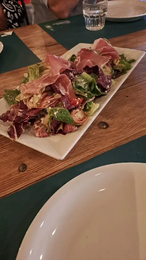 Menü_MOZZARELLA_Néa Flogitá_Bild_5