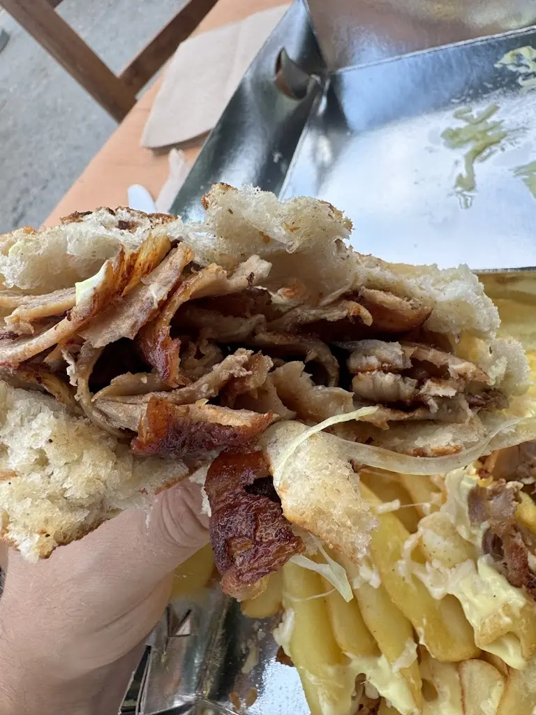 Iskren Mitev_Gyro at Angelos_Néa Flogitá_Bewertung