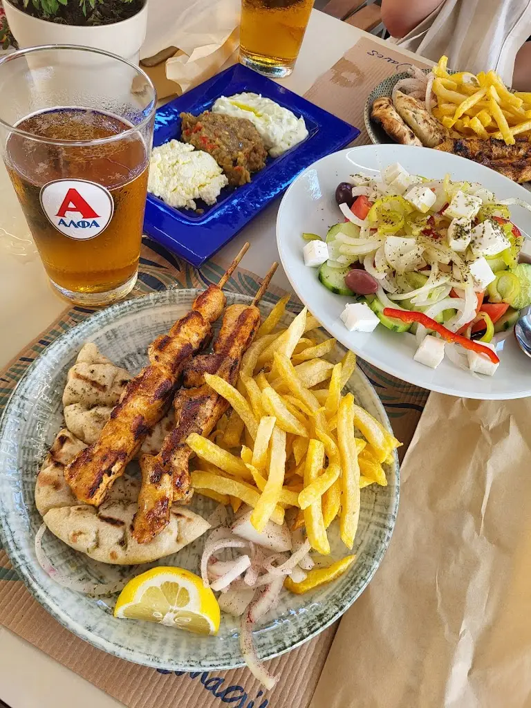 Vasil Timov_Paradisio Beach Bar - Restaurant_Néa Flogitá_Bewertung