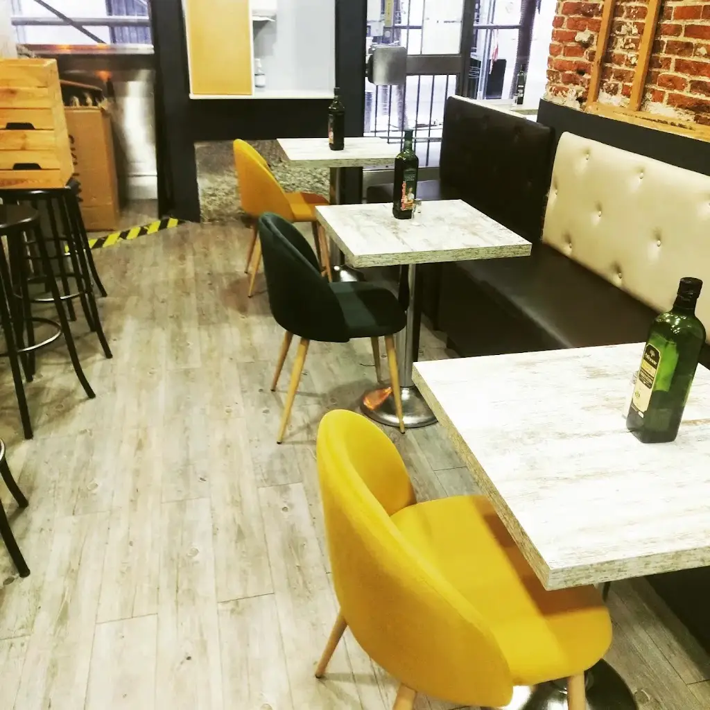 Ταβερνα Ο Χάρης Restaurant in Néa Málgara