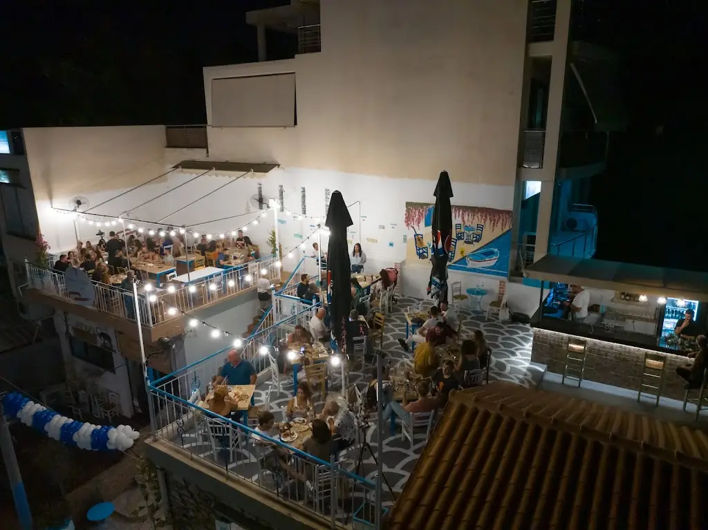 Ελλήνων Τα..ξυδια ristorante a Chaïdári