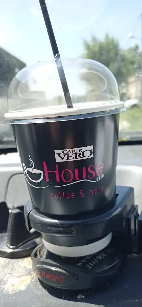 Anastasia Viska_CaffeVero House_Néa Magnisía_Bewertung