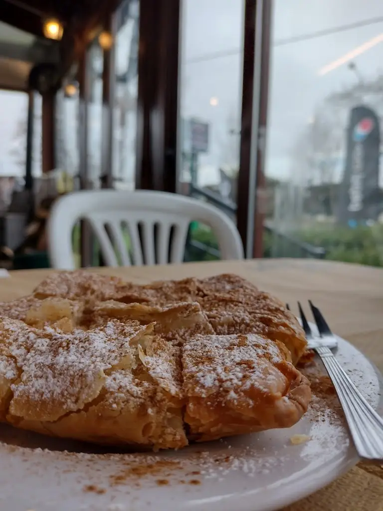 Menu_Απόλαυση Street Food_Néa Magnisía_image_8