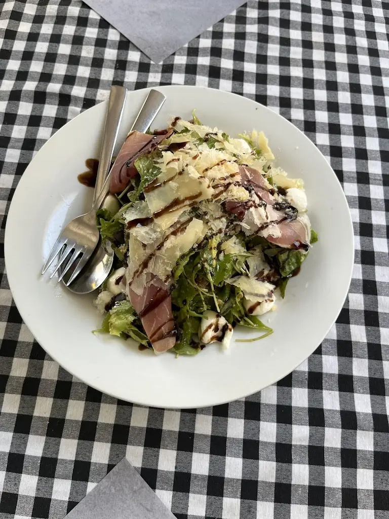 Menu_Quarter Pizza - Quarter Piano Restaurant_Chaïdári_immagine_9