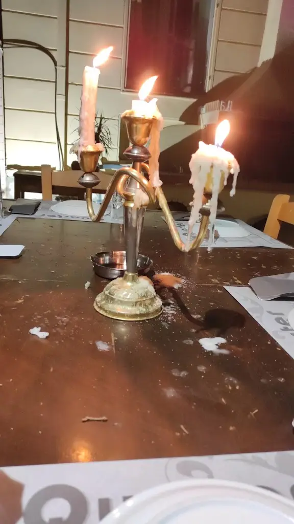 OKALITEROSGR Tsikolatas_Quarter Pizza - Quarter Piano Restaurant_Chaïdári_recensione