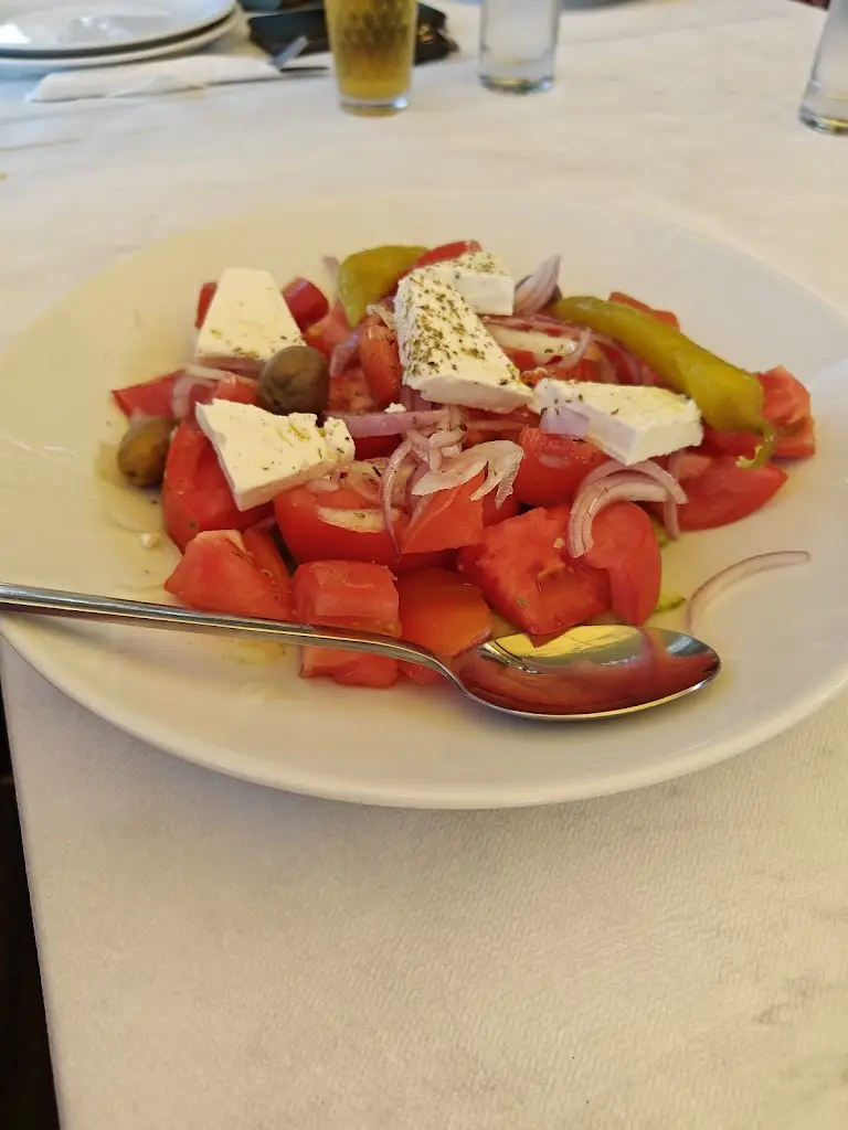 Menu_Porto Inn Restaurant - Bar_Néa Potídhaia_image_5