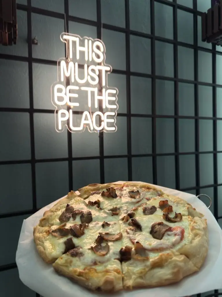 Sante Coffee, Drinks, Food And More_Néa Sánta_slider_image_2