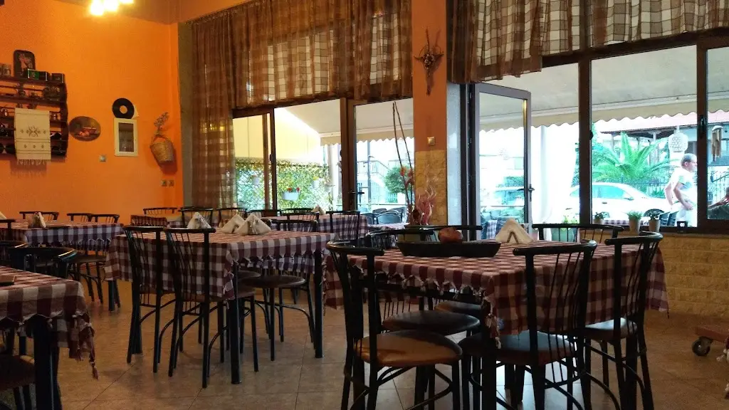 tavern Kalligefsto Restaurant in Néa Sánta