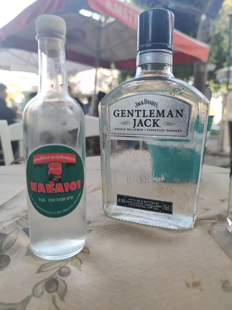 Menü_Δύο και Νακαίοι,τσιπουράδικο,μεζεδουργείο_Chaïdári_Bild_7