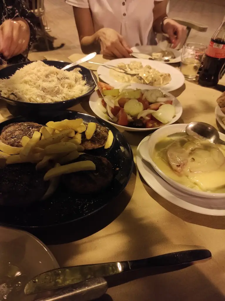 Family Restaurant in Néa Tríglia