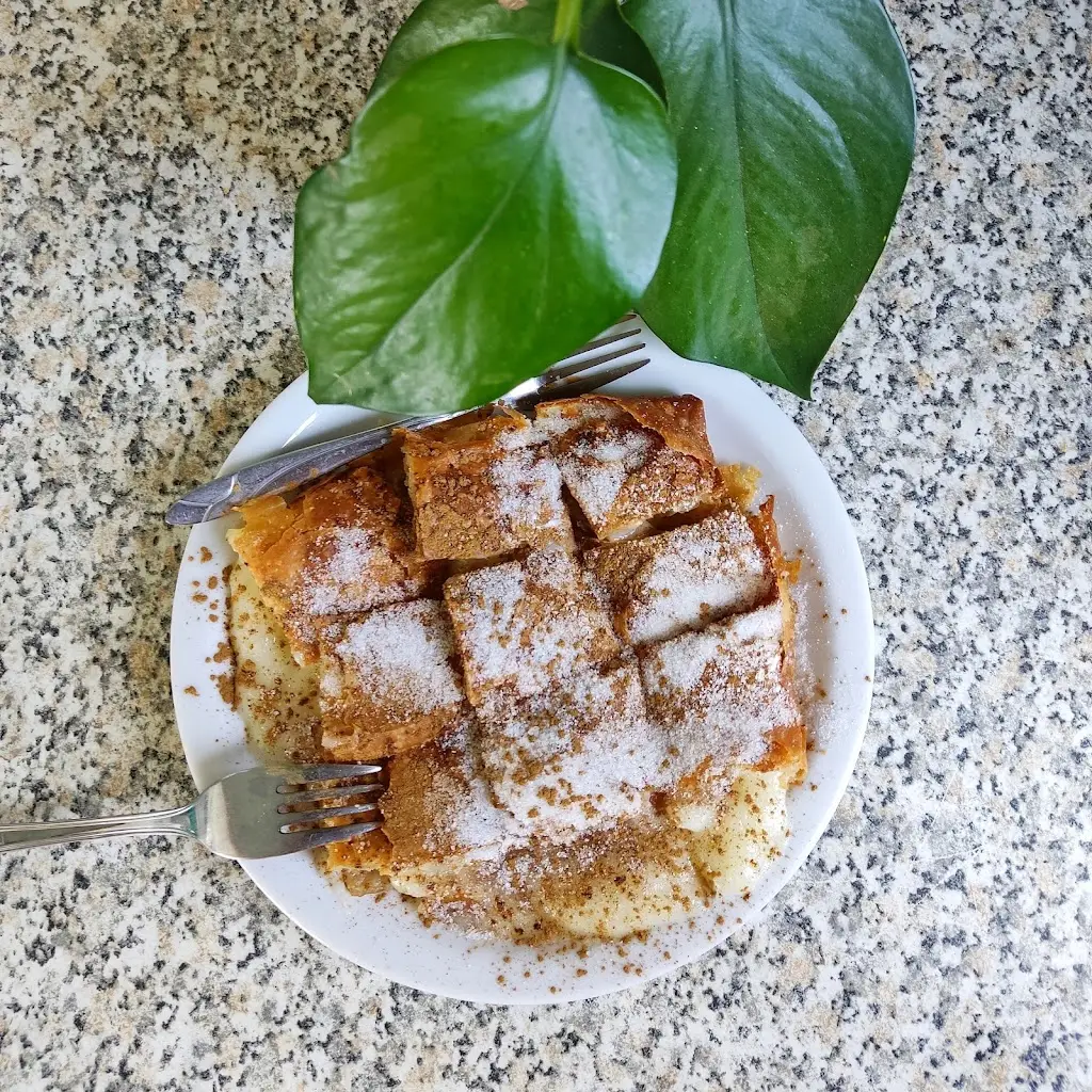 Enjoy_Néa Tríglia_slider_image_3