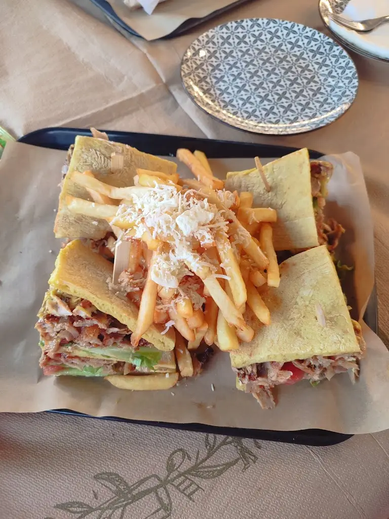 Menu_Gyrochōrió_Néa Kallikráteia_image_7