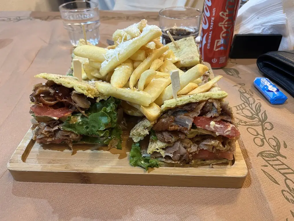 Gyrochōrió_Néa Kallikráteia_slider_image_3