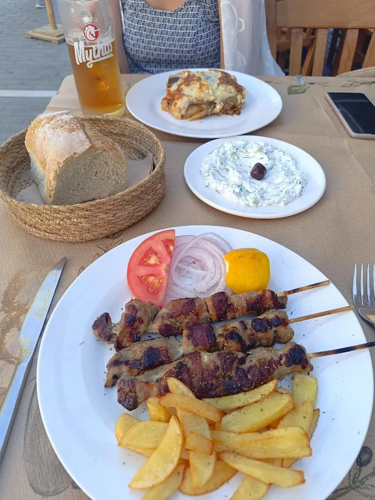 Menü_mpes sto psito_Néa Kallikráteia_Bild_7