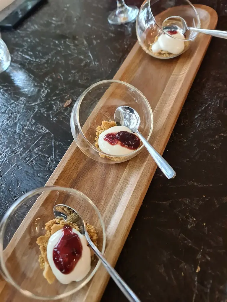 Menü_To Yiasemi Food & Wine Experience_Chaïdári_Bild_7