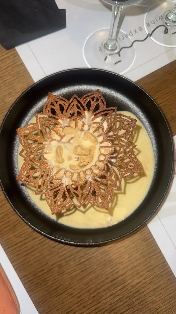 Angeliki A_To Yiasemi Food & Wine Experience_Chaïdári_Bewertung