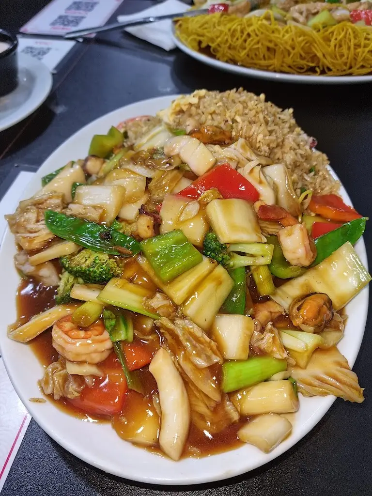 Menü_Αρά...ζω_Néa Kallikráteia_Bild_4