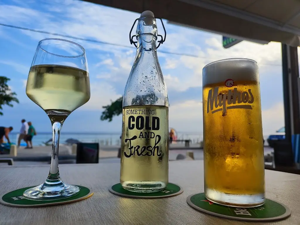 Twins_Néa Kallikráteia_slider_image_3