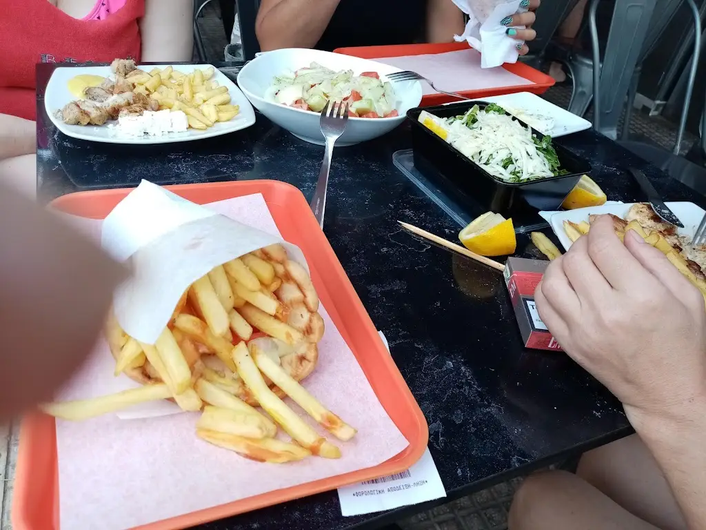 Menu_Περίγυρος-Perigyros_Néa Kallikráteia_image_8