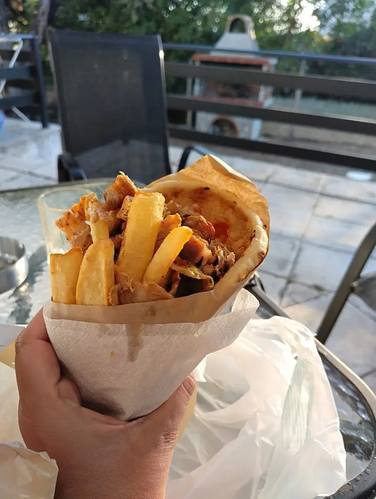 Menü_Καρέ του Γύρου_Néa Kallikráteia_Bild_9