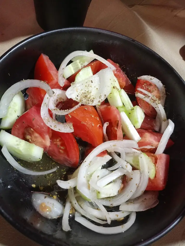 Καρέ του Γύρου_Néa Kallikráteia_slider_image_3