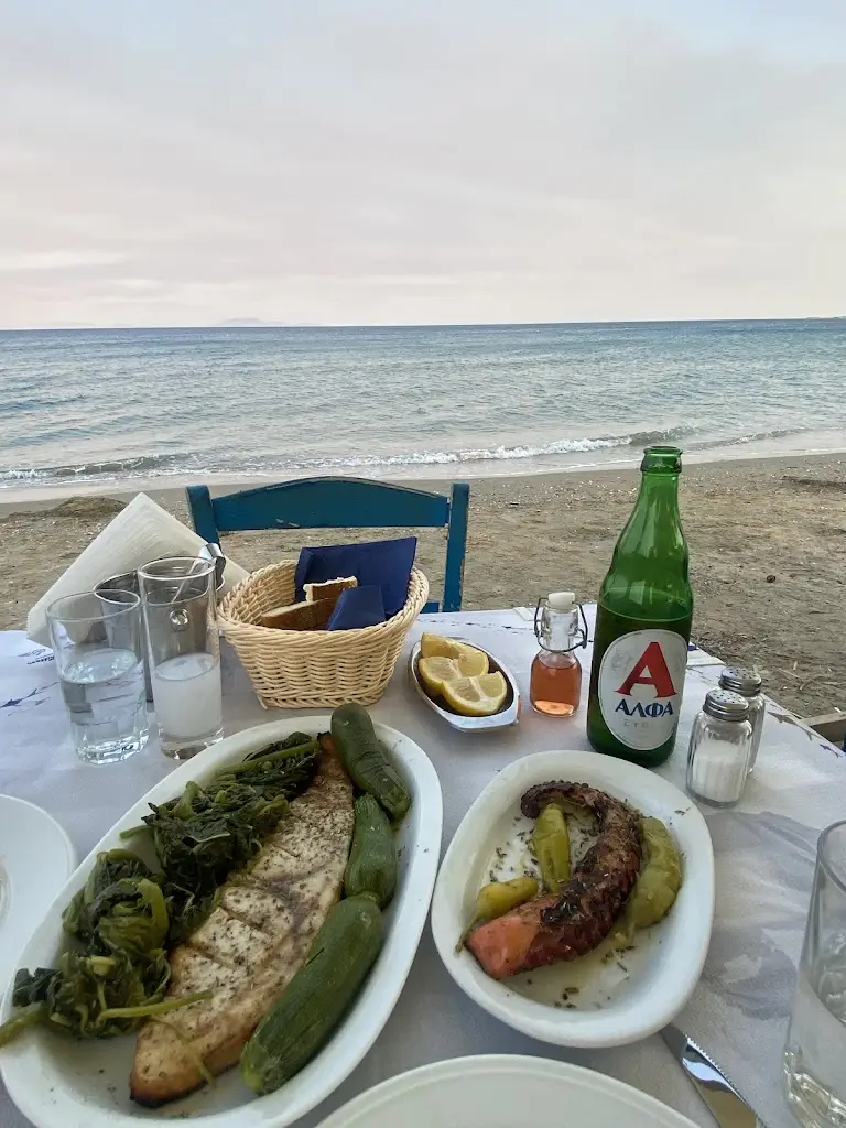 Inna Dumanska_Ψαροταβέρνα Λεωνίδας_Aghios Panteleímon_review