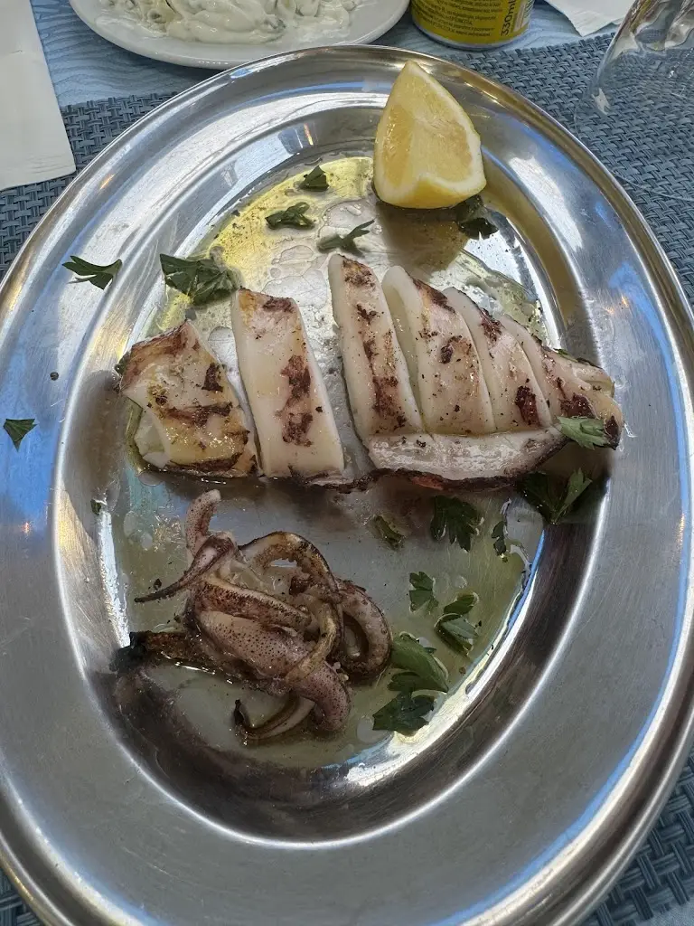 Menu_POSEIDON-fishmarket_Néa Kallikráteia_image_6