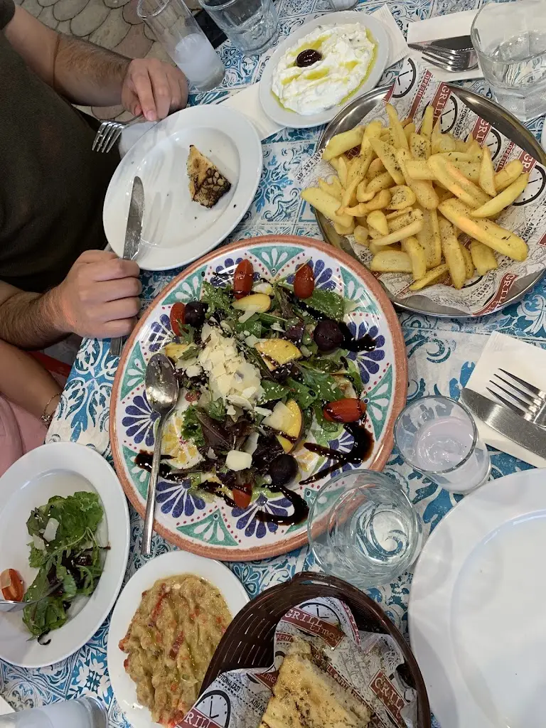 Monika Krstova_POSEIDON-fishmarket_Néa Kallikráteia_review