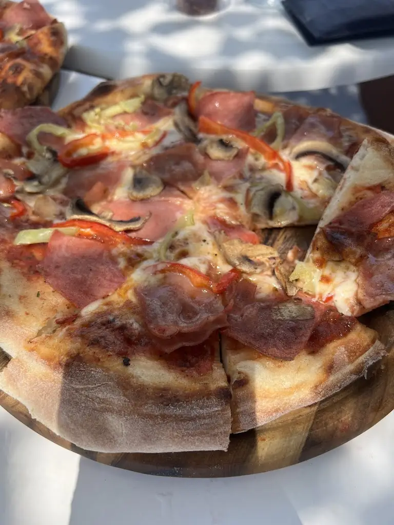 Andrada Adelaida Patrascanu_Corleone_Néa Kallikráteia_Bewertung